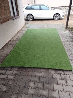 Umělý trávník 2 x 3,67 cm