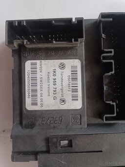 Levý přední motorek stahování okna Octavia 2 před facelift