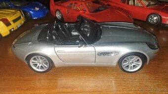 Prodám BMW Z8 1:18