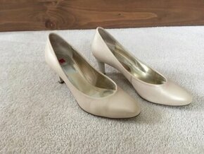 Perleťové lodičky Högl