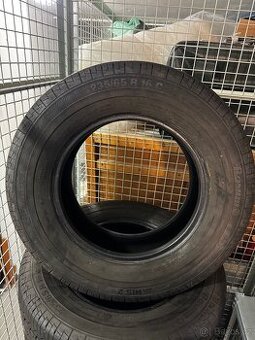 235/65/16c sprinter Crafter Iveco daily jako nové