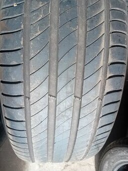 Prodám Sadu pneu 225/45/17 Letni