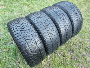 4x Zimní pneu Pirelli Sottozero Wint 3 - 235/55 R17 - 70%