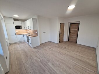 Pronájem bytu 3+kk, Ostroměř