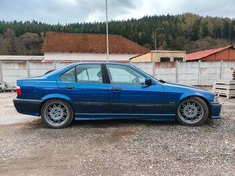 BMW E36 323i SEDAN 1997 originální ///M paket AvusBlau