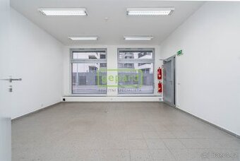 Prodej obchodního prostoru s výlohou 39m2, Plzeňská ulice -