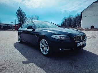 BMW F10 523i - benzín - manuál