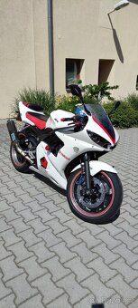 Yamaha R6 r.v 2005