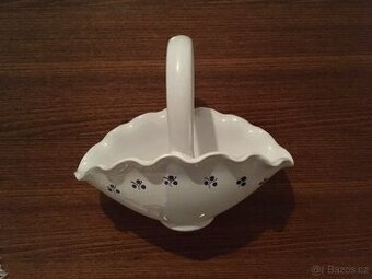 Porcelánový košíček