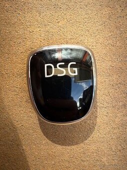 Použitá plaketka řadící páky Škoda DSG