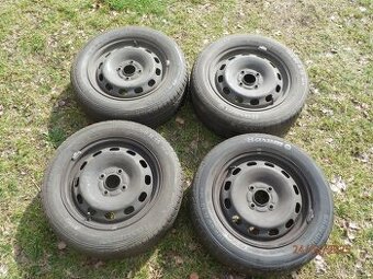 4x Obutá letní sada kol na FORD FUSION BARUM 195/60 R15