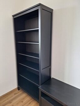 PRedám Ikea HEMNES nábytok - TV stolek a knihovnu