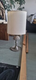 Prodam lampu