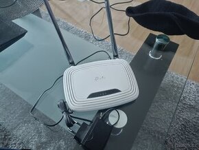 Router tp-link tl-wr841n