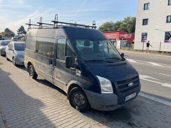 Prodám Ford Transit 300M, 6 míst r.v. 2010 s motorem 2.2tdci