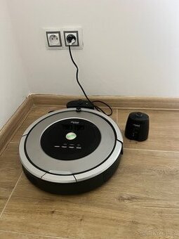Robotický vysavač iRobot