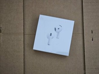 AirPods 4