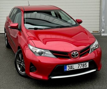 TOYOTA AURIS 1.3 VVT-i 73 kW MANUÁL – 2013