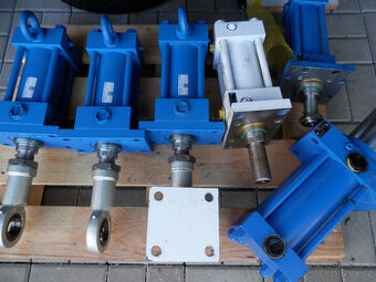 Hydraulicky pist Rexroth