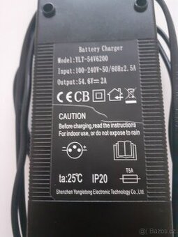 Prodám nové nabíječky  na elektrokolobéžku