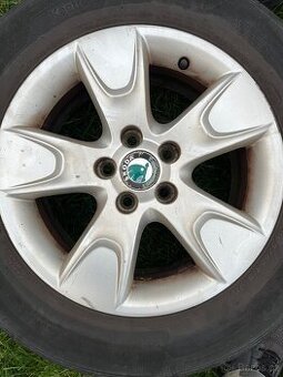 Prodám alu kola 15" s pneu – Škoda (Roomster, Fabia, Octavi