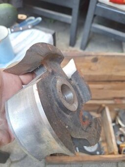 Frézy rôznych druhov