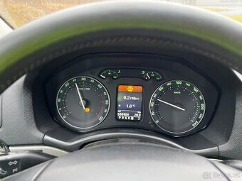 Octavia 2 1.9 77kw automat