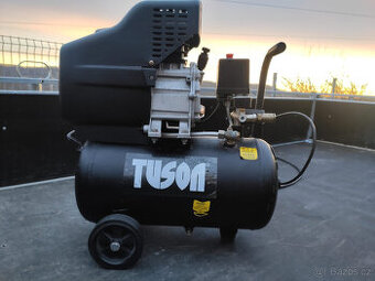 vzduchový kompresor k nafukování auta, stříkací pistoli,atd.