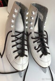 BRUSLE dívčí vel. 27