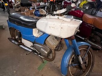 Jawa UŘ 250