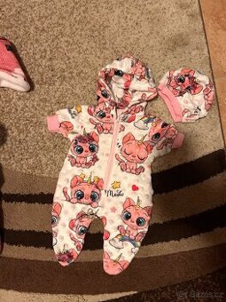 Obleceni baby born holcika