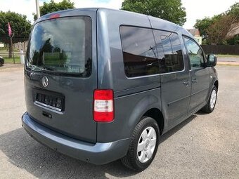 VW CADDY 1.9 TDi SERVISNÍ KNIHA MODEL BEZ FILTRU