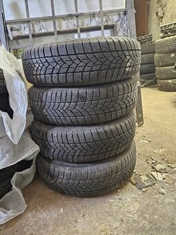 Sada zimních pneumatik Firestone Winterhawk 3 165/70 R14 (4