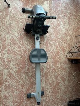 Veslovací trenažer