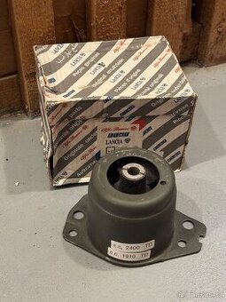 Zavěšení motoru ALFA ROMEO FIAT LANCIA