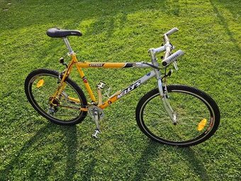 Trekingové kolo pánské Kelly's + dámské 1+1