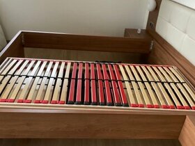 Dřevěný rošt do postele