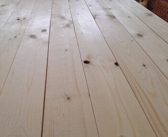 Plotovky rovné smrk