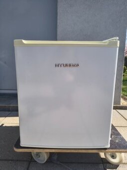 Mrazák Hyundai 34l