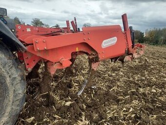 Kypřič podryvák / dlátový pluh Maschio Attila 250/5