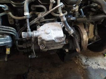 Prodám naftové čerpadlo na VW T4 2,5tdi