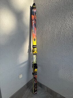 Rossignol lyže 178 + hůlky 115, boty 38-39 dámské