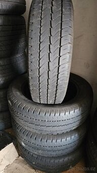 215/60R17C