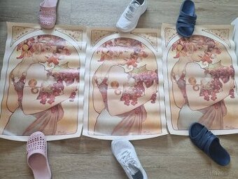 3 stejné plakáty Alfons Mucha