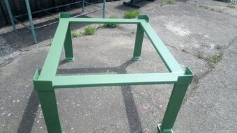 Podstavec pod IBC nádrž - 1