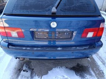 BMW E39 - zadní vrata téměř top stav - TOPAS BLAU - 1