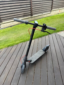 Elektrokoloběžka Xiaomi Electric Scooter 4 Pro 2nd Gen