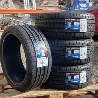 Uplně nové letní pneu 225/40 R18 92W XL Altenzo