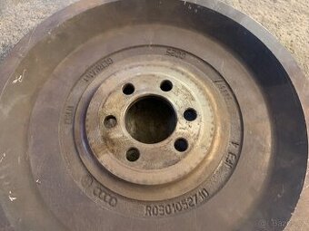 Setrvačník VW Škoda Audi Seat 030105271D