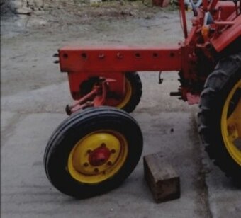 Traktor Rs-09 Gt-124 Rs 09 Rs09 přední náprava - 1
